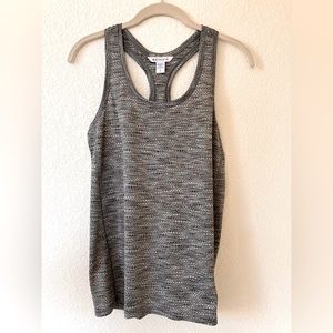 Athleta Ultimate Scoop Mesh Tank Green Small NWT